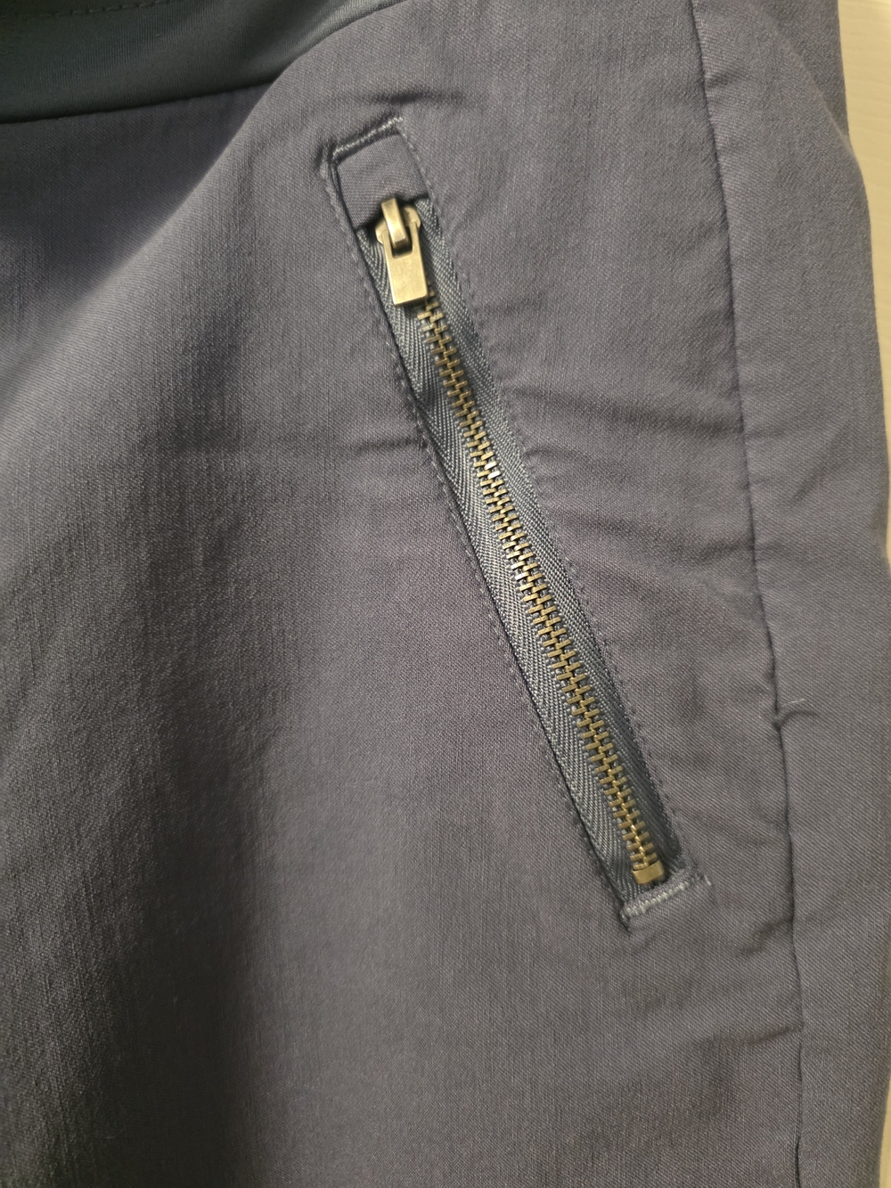 Drawstring Jogger Pants - Picture 4 of 12